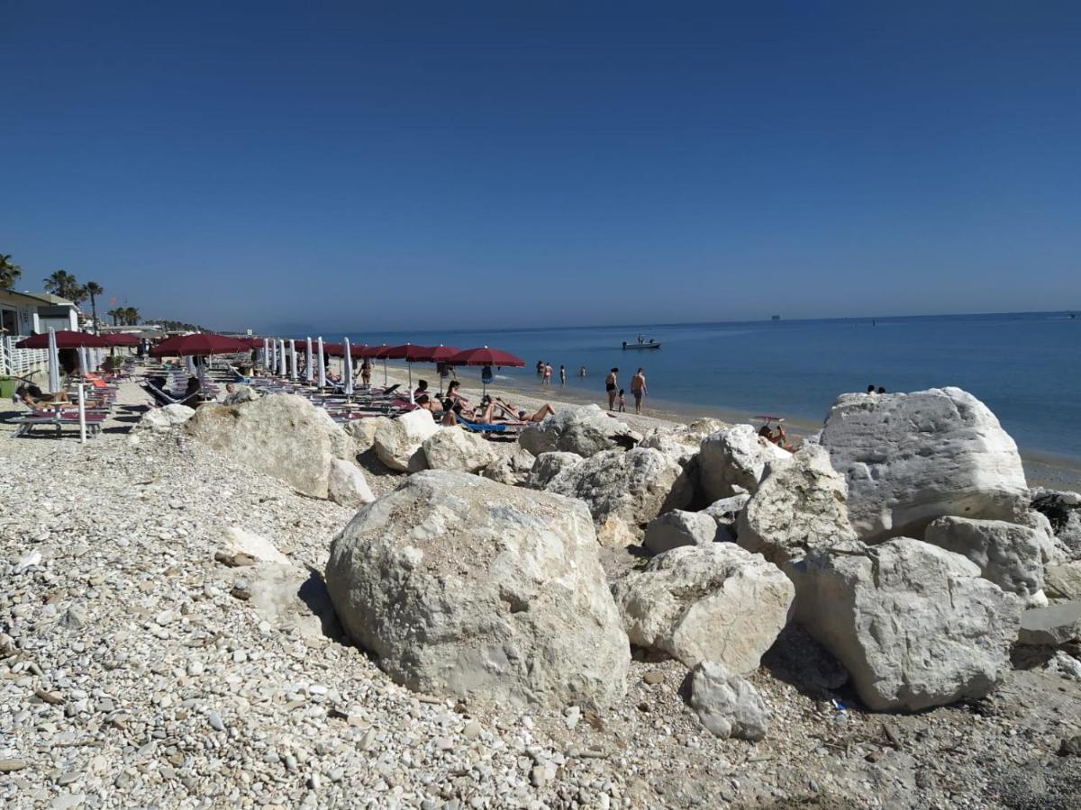 La Perla Sul Mare Порто-Сант'Эльпидио